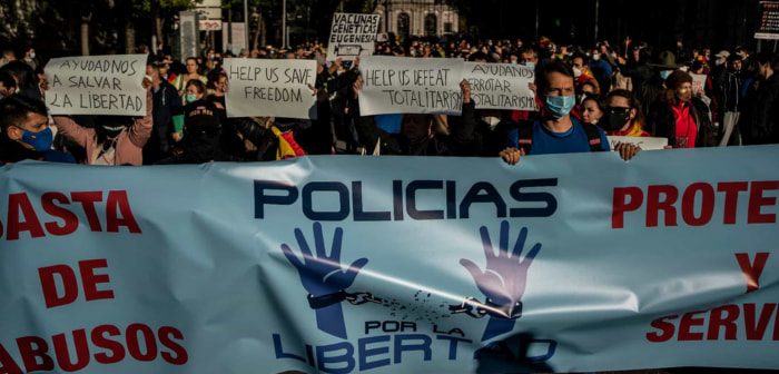 Policías por la Libertad · Nuestros Destacados Colaboradores · Reformar la Constitución